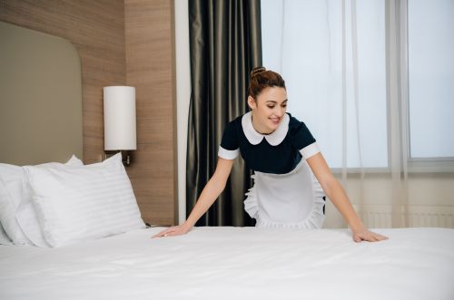 Spotly Cleaning Services living room cleaning in Charleston SC